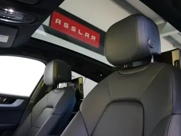 PORSCHE Cayenne Coupe S E-Hybrid MY2025 5xDisplay Kreide