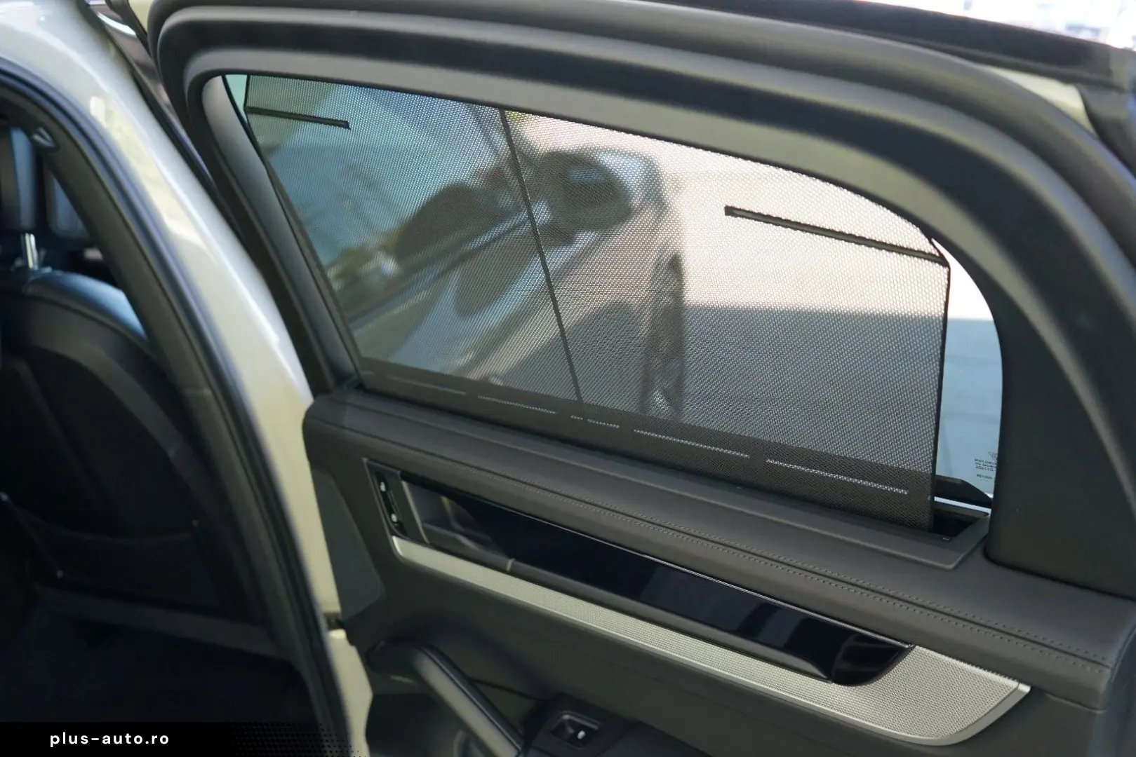 PORSCHE Cayenne Coupe S E-Hybrid MY2025 5xDisplay Kreide