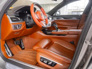 BMW Seria 7 750 Li xDrive