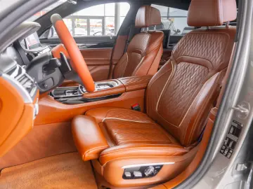 BMW Seria 7 750 Li xDrive