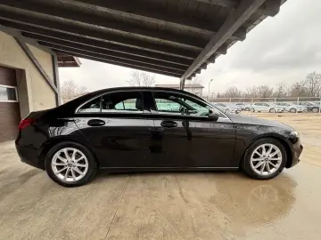 Mercedes-Benz A-180