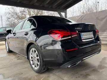 Mercedes-Benz A-180