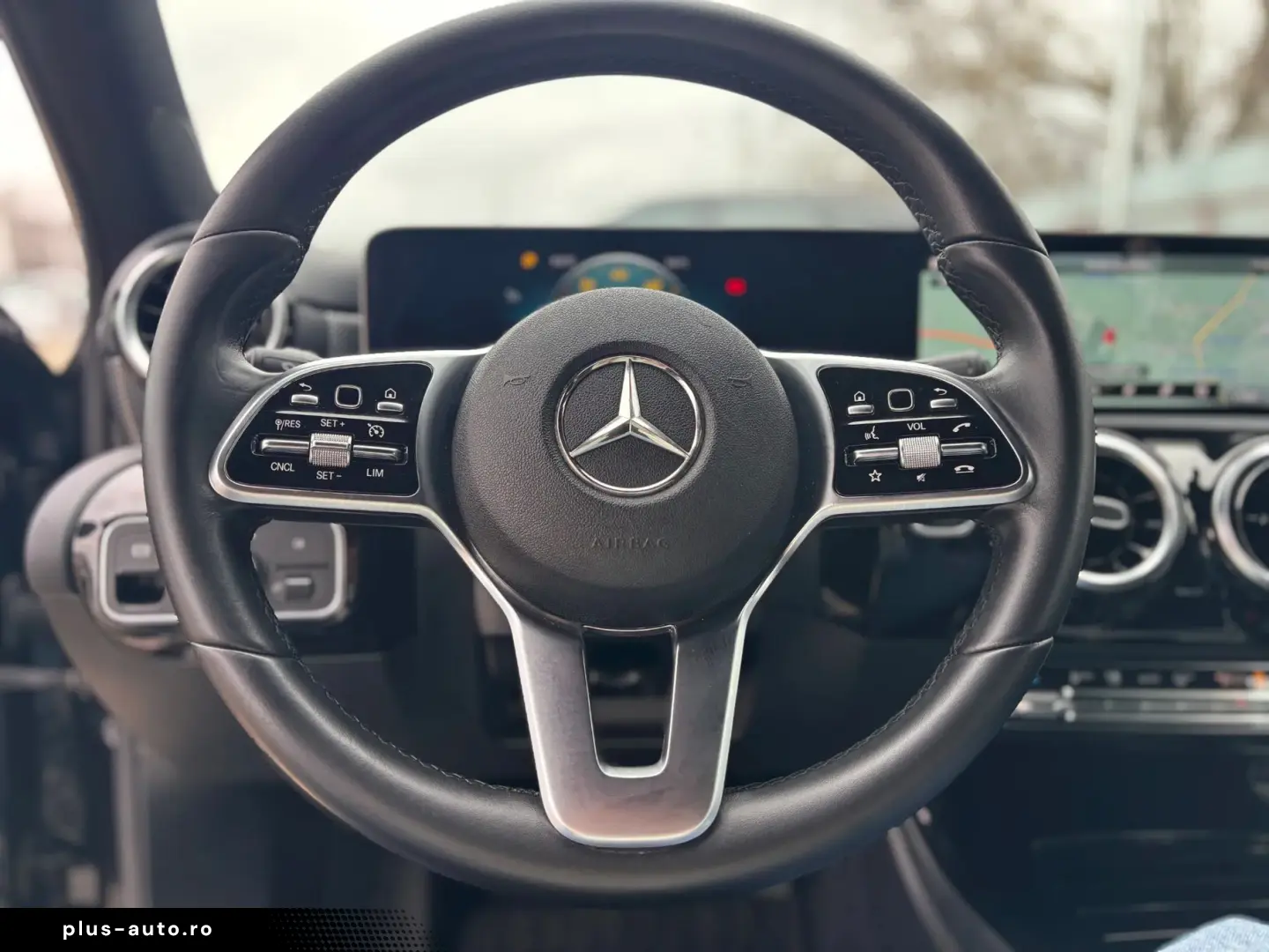 Mercedes-Benz A-180