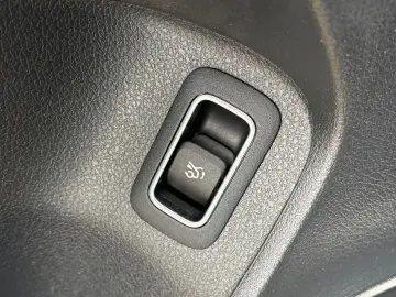 Mercedes-Benz A-180