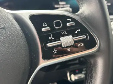 Mercedes-Benz A-180