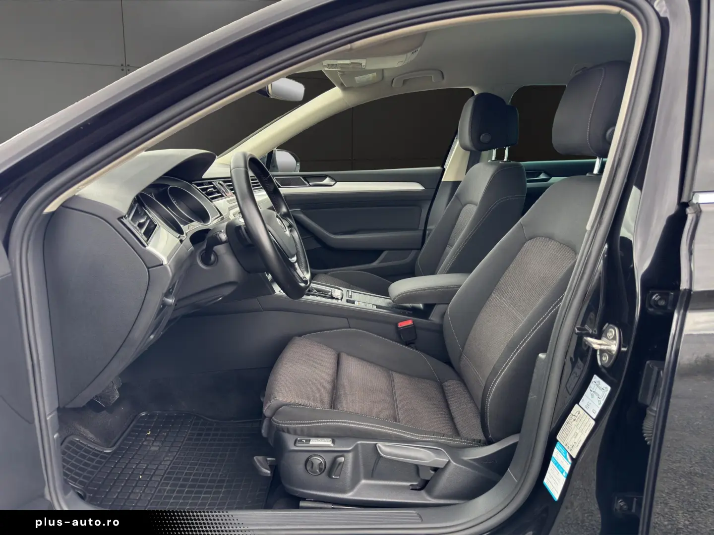 VW Passat - Garantie! Km. certificati! Rate fara avans!