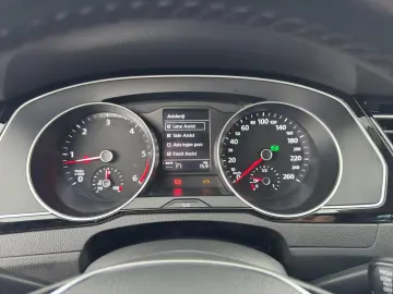 VW Passat - Garantie! Km. certificati! Rate fara avans!