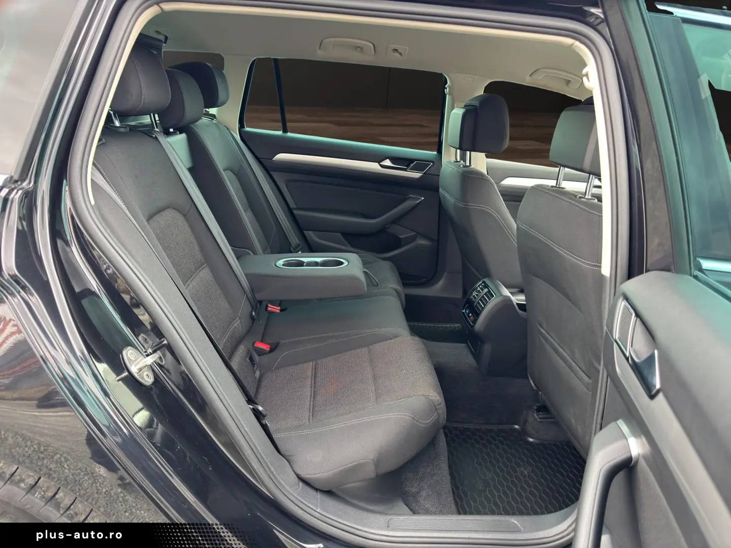 VW Passat - Garantie! Km. certificati! Rate fara avans!