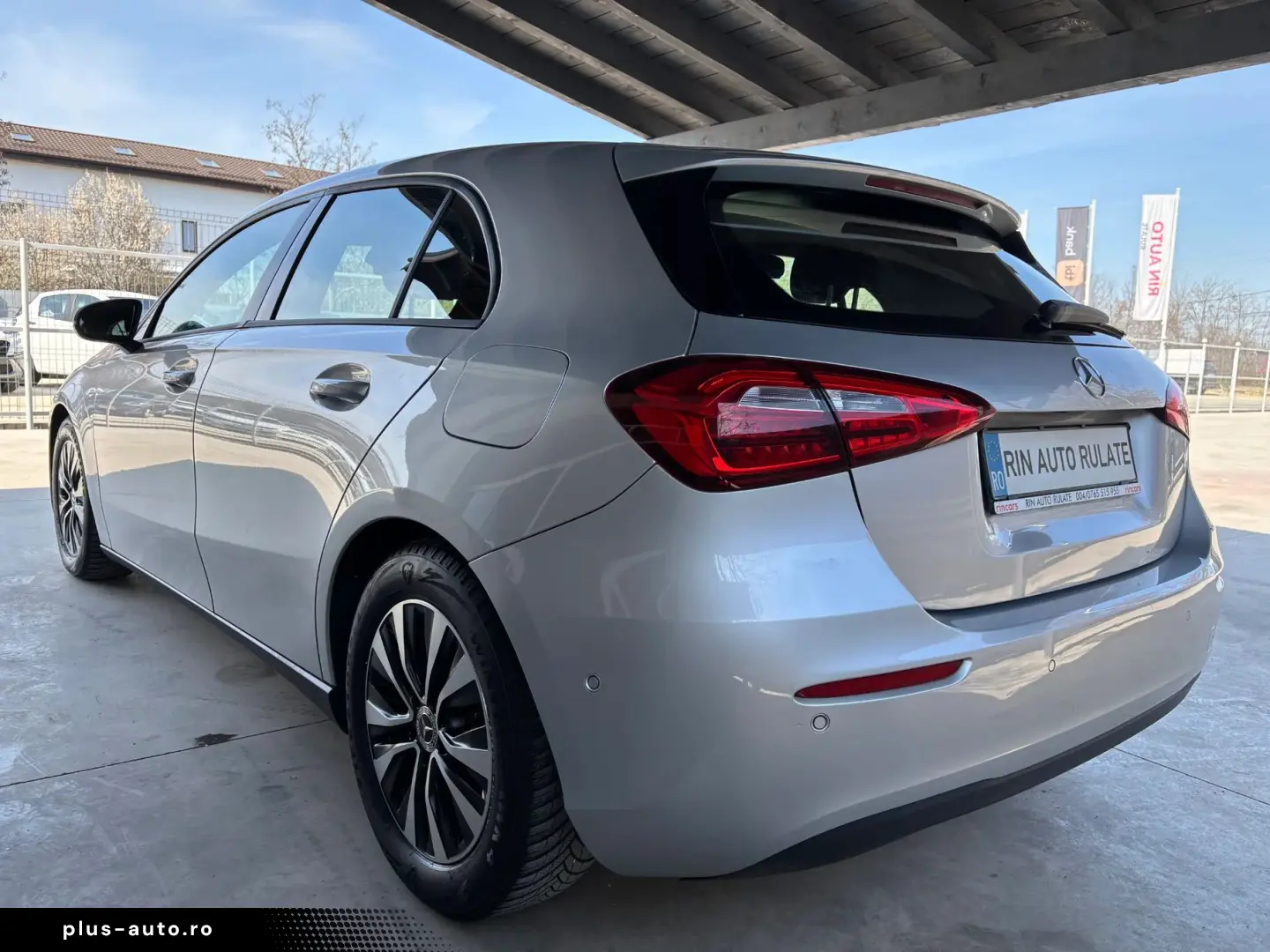 Mercedes-Benz A-180