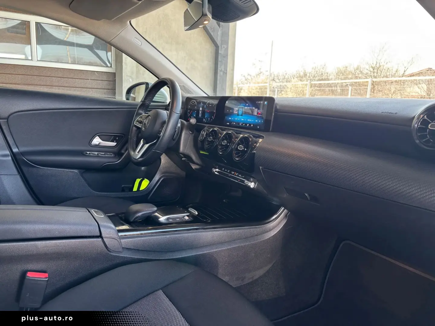 Mercedes-Benz A-180