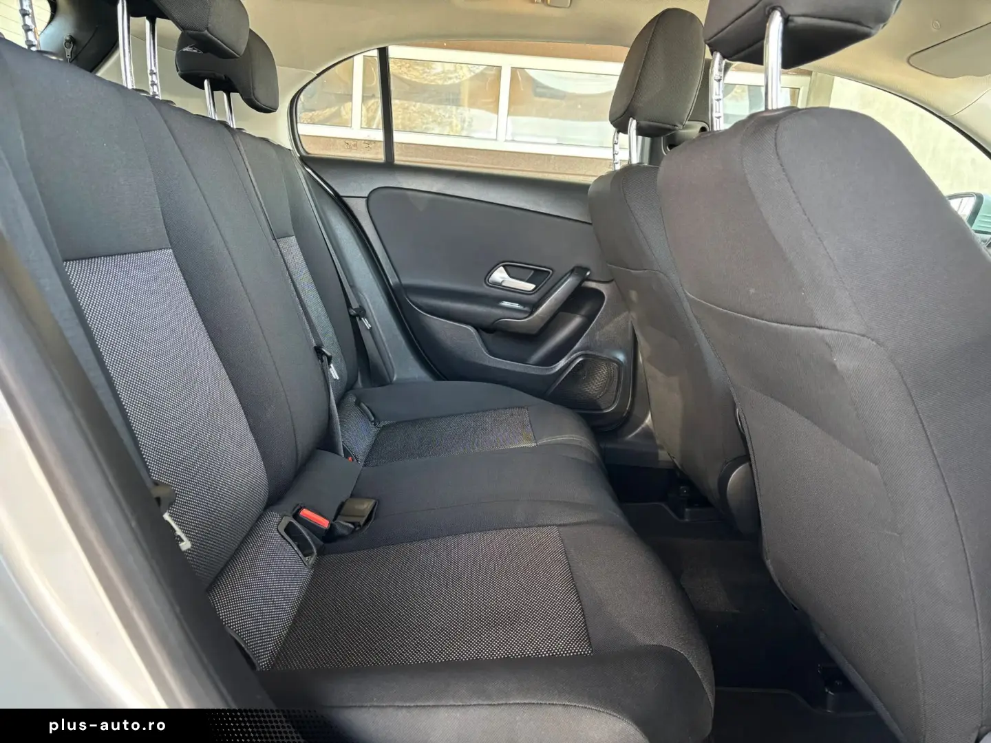 Mercedes-Benz A-180