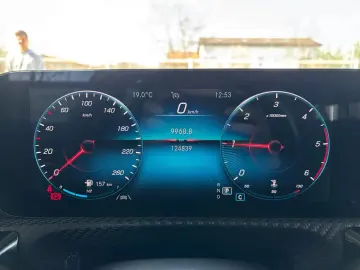 Mercedes-Benz A-180