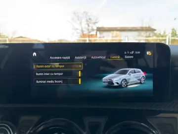 Mercedes-Benz A-180