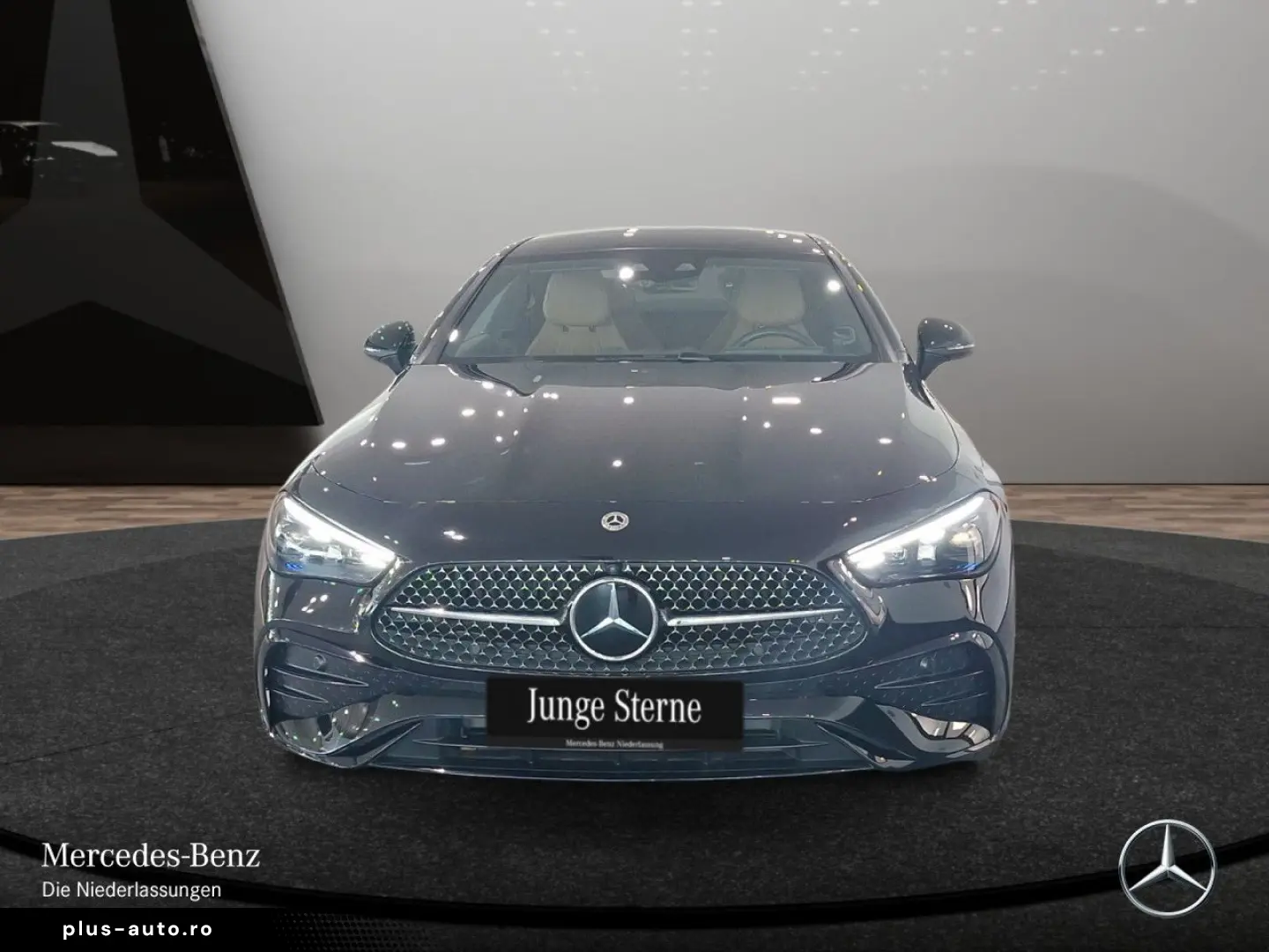 MERCEDES-BENZ CLE 300 e AMG PREM  Pano HUD Night Dig&hellip;