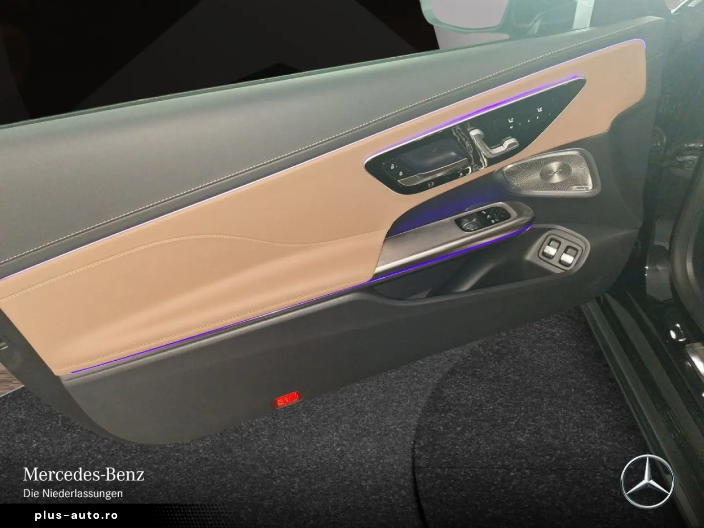 MERCEDES-BENZ CLE 300 e AMG PREM  Pano HUD Night Dig&hellip;