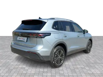 VW Tiguan Advanced Hybrid 1 5 TSI DSG