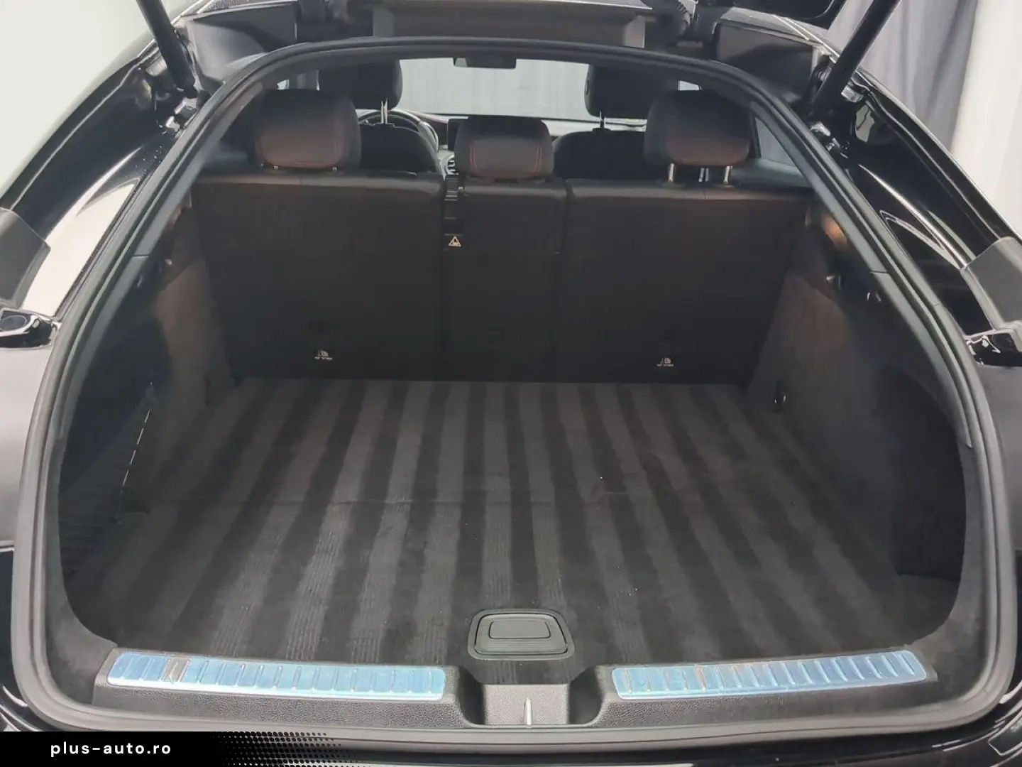 MERCEDES-BENZ GLC 43 AMG 4MATIC Coupé 360  LED Navi CarPlay