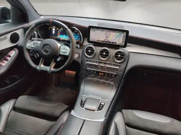 MERCEDES-BENZ GLC 43 AMG 4MATIC Coupé 360  LED Navi CarPlay