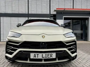 LAMBORGHINI Urus HUD NIGHT VISION B&O 23  REAR SEAT-ENTER.