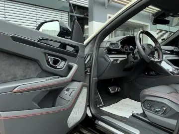 LAMBORGHINI Urus HUD NIGHT VISION B&O 23  REAR SEAT-ENTER.