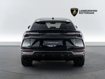 LAMBORGHINI Urus 4.0 V8   BTW auto   Rear seat entertainent