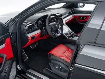 LAMBORGHINI Urus 4.0 V8   BTW auto   Rear seat entertainent