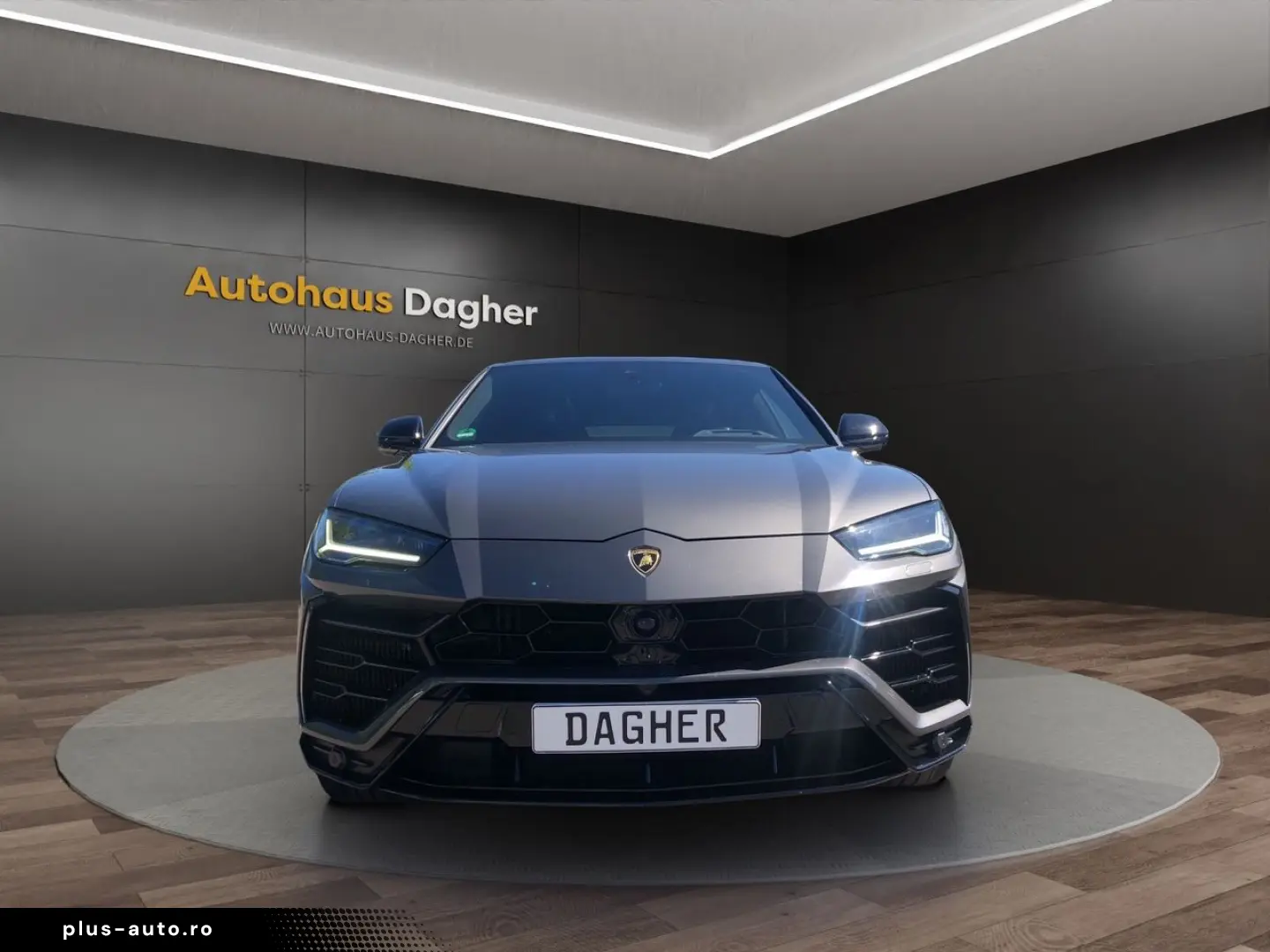 LAMBORGHINI Urus Alcantara Panorama 23 Zoll . Service NEU
