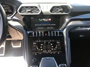 LAMBORGHINI Urus Alcantara Panorama 23 Zoll . Service NEU