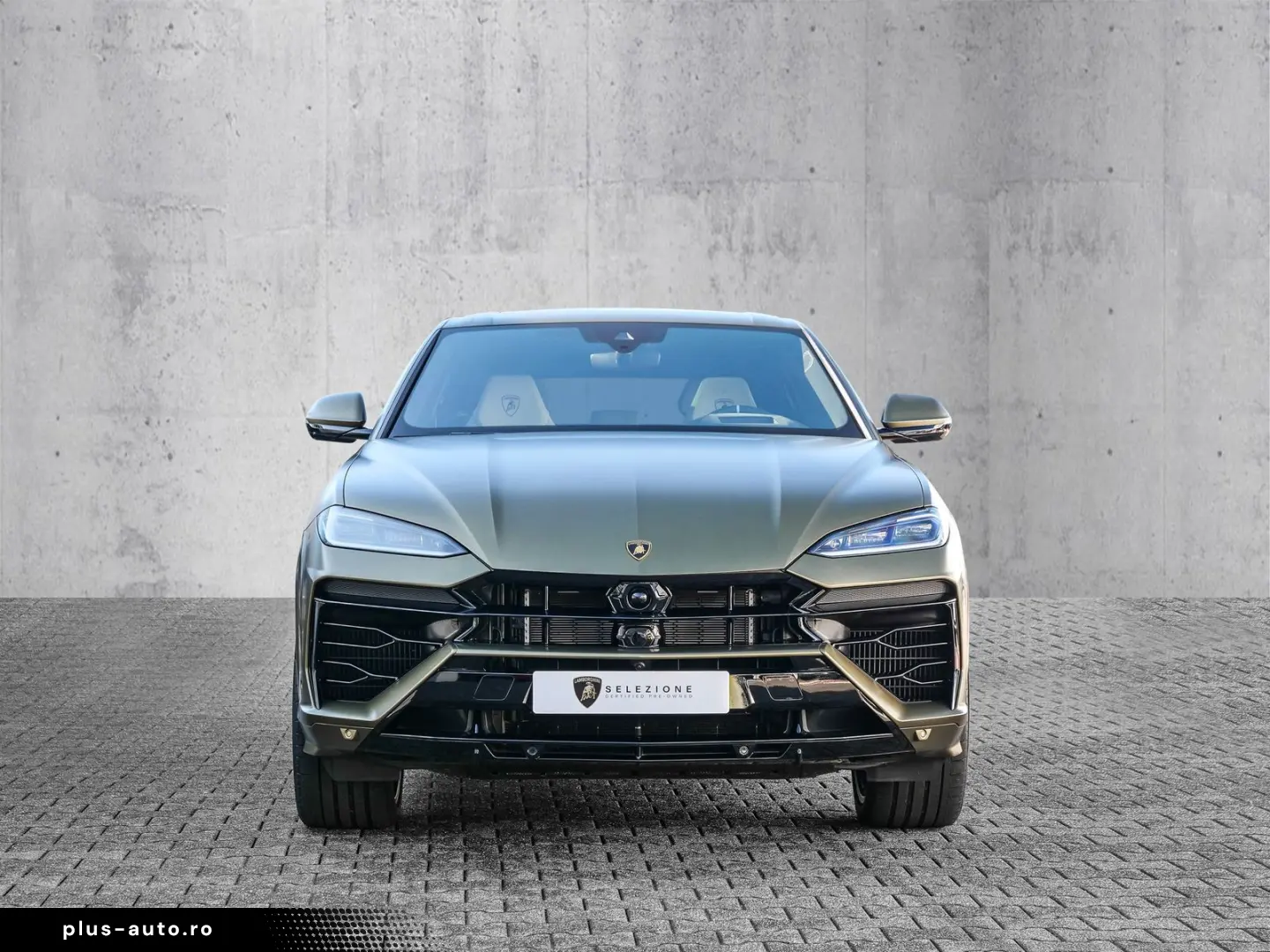 LAMBORGHINI Urus SE Verde Gea  Interior Carbon Pack