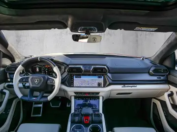 LAMBORGHINI Urus SE Verde Gea  Interior Carbon Pack