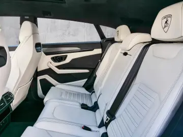 LAMBORGHINI Urus SE Verde Gea  Interior Carbon Pack