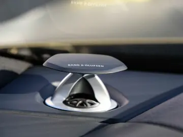 LAMBORGHINI Urus SE Verde Gea  Interior Carbon Pack