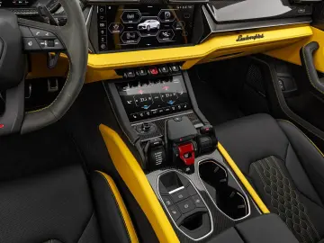 LAMBORGHINI Urus SE