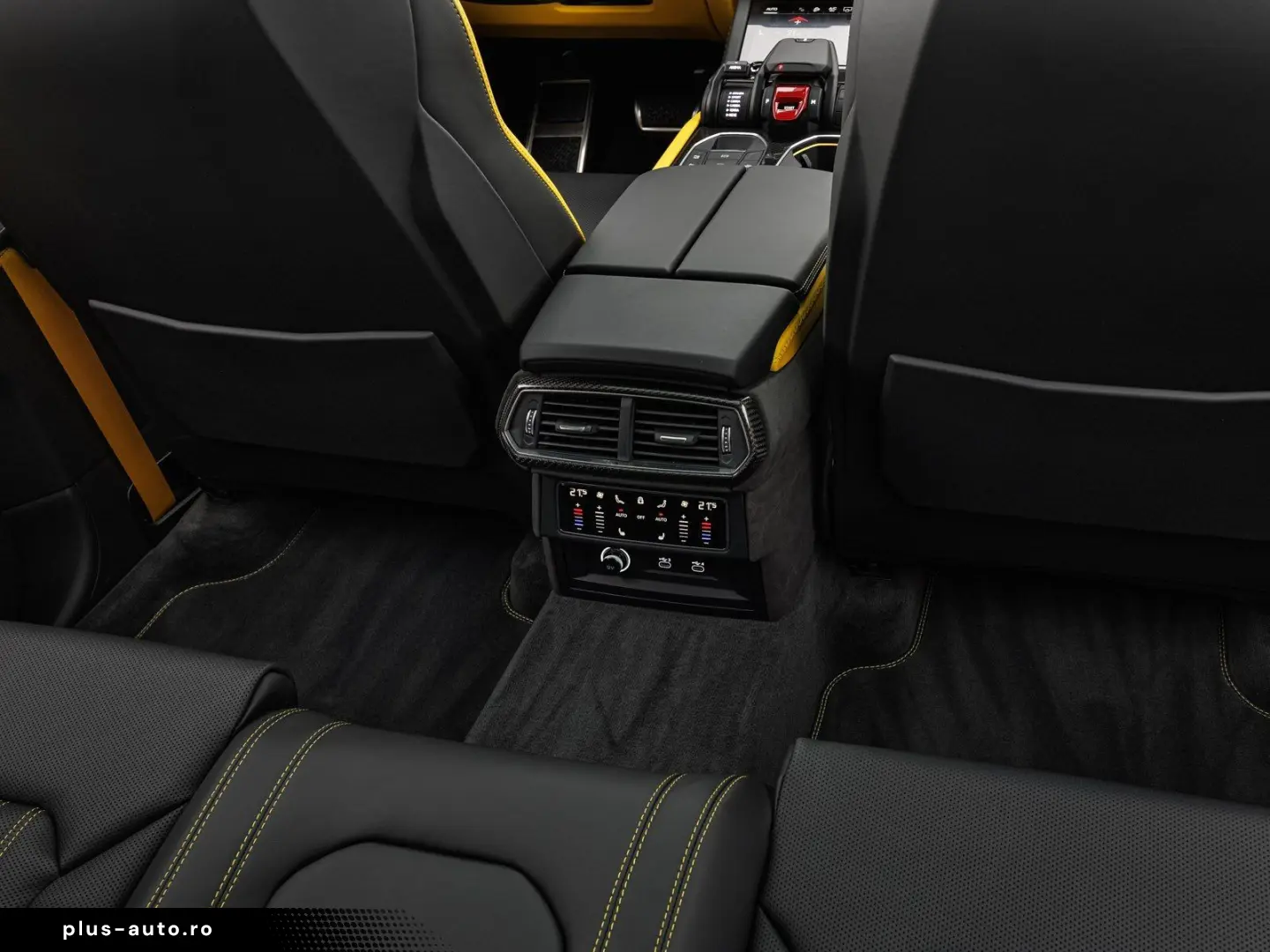 LAMBORGHINI Urus SE