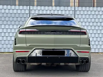 LAMBORGHINI Urus 4.0 V8  SE HYBRID STYLE-PACKAGE PANO 23-ZOL