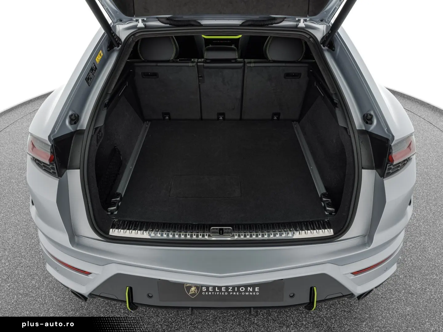 LAMBORGHINI Urus SE