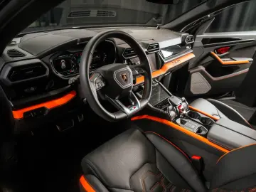 LAMBORGHINI Urus 4.0 V8 PHEV SE