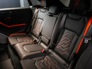 LAMBORGHINI Urus 4.0 V8 PHEV SE