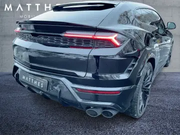 LAMBORGHINI URUS SE Dark-Package Pano B&O-Sound