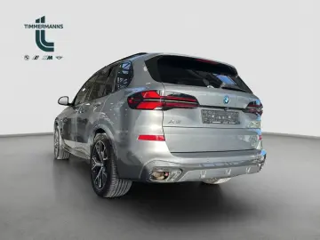 BMW X5 xDrive50e M Sport AdLED DrAssProf H&K Pano