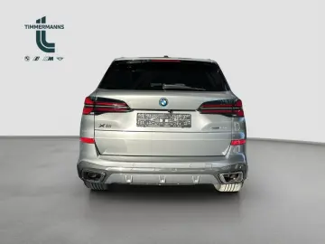 BMW X5 xDrive50e M Sport AdLED DrAssProf H&K Pano