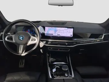 BMW X5 xDrive50e M Sport AdLED DrAssProf H&K Pano