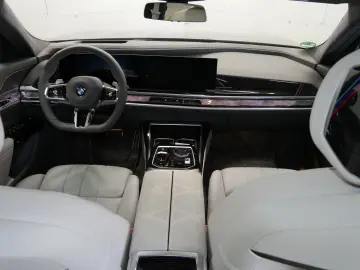 BMW 740d xDrive  Sitzbelüft. im Fond  Lounge Seating