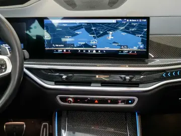 BMW X5 xDrive50e M-Sport Aut Nav HuD LED Pano AHK