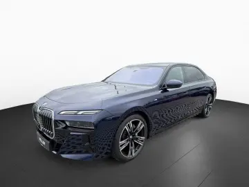 BMW 740d xDr M SPORT SkyLounge StHzg 360  DAPro HUD