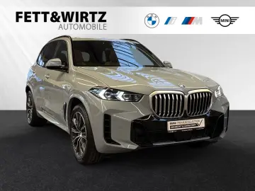 BMW X5 xDrive50e M Sport AHK PanoSkyLounge Stop&Go