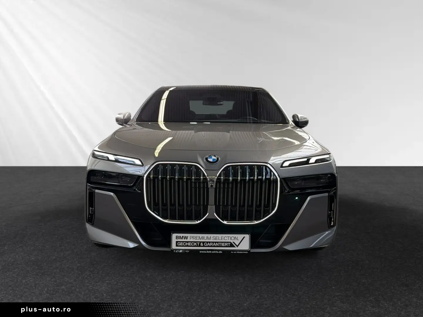 BMW 740d xDrive M Sport SkyLounge AHK Autobahnass.