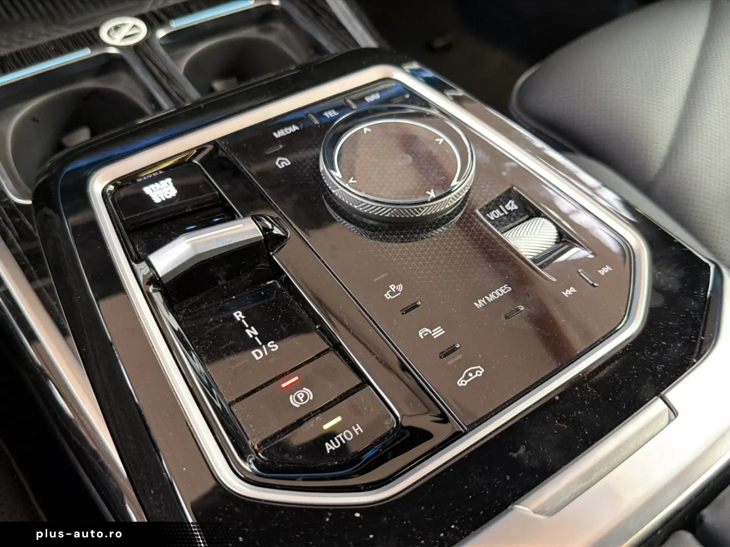 BMW 740d xDrive M Sport SkyLounge AHK Autobahnass.