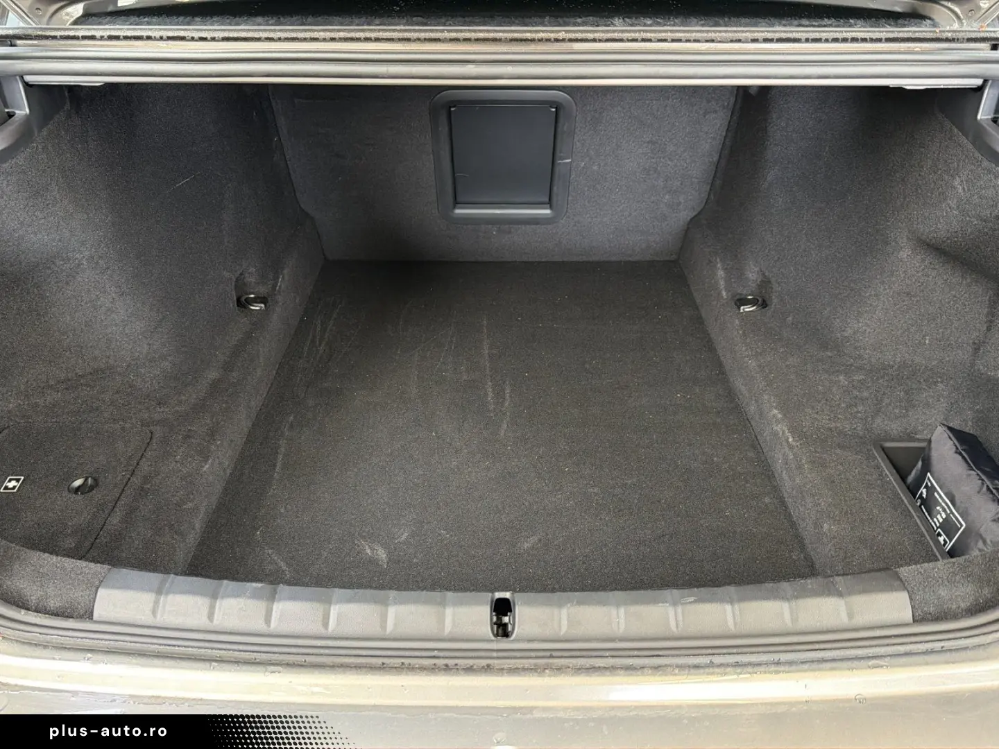 BMW 740d xDrive M Sport SkyLounge AHK Autobahnass.