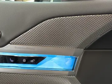 BMW 740d xDrive M Sport SkyLounge AHK Autobahnass.